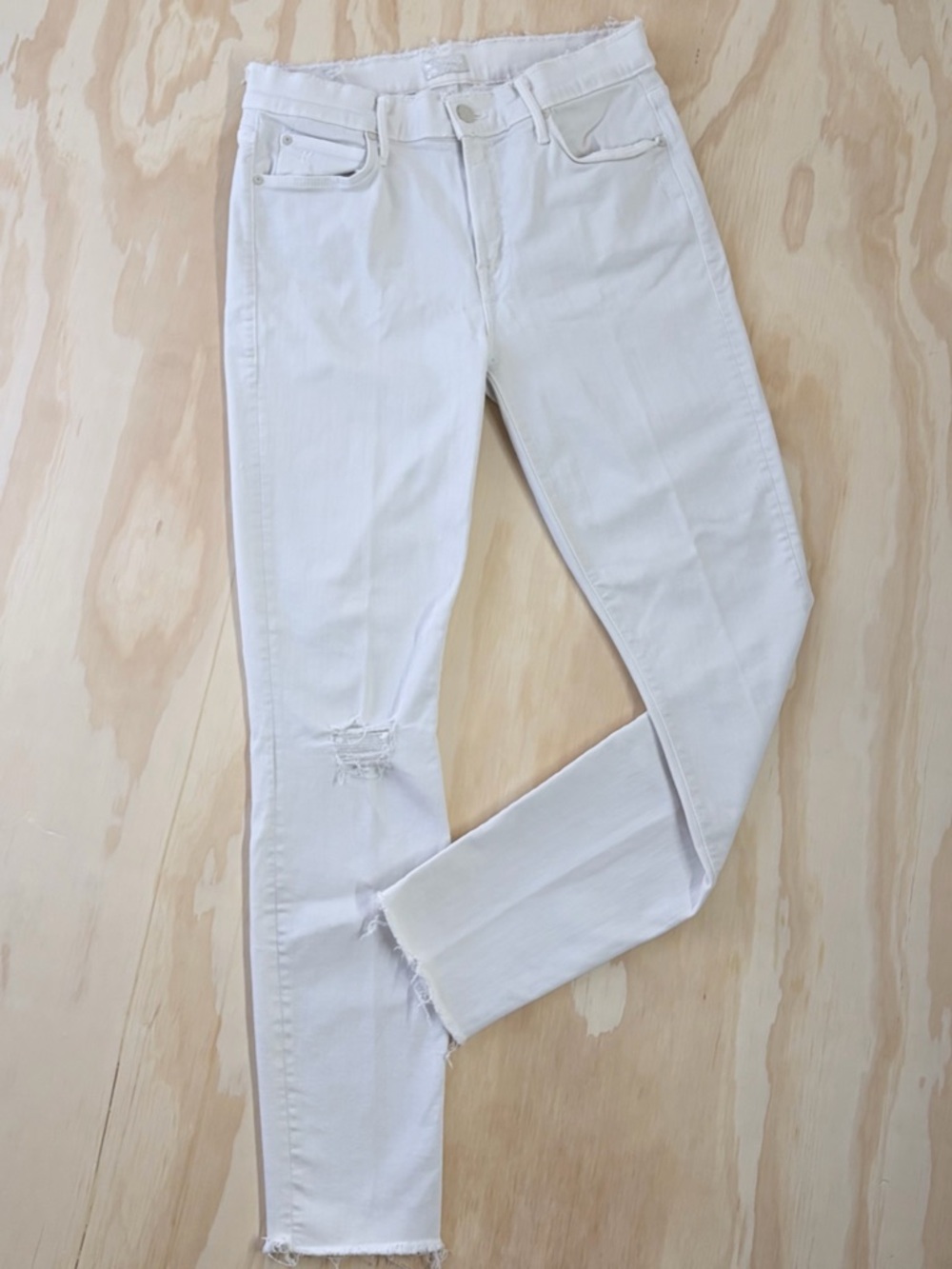 MOTHER The Double Fray Charmer Ivory Raw Hem Jeans 28 High Rise